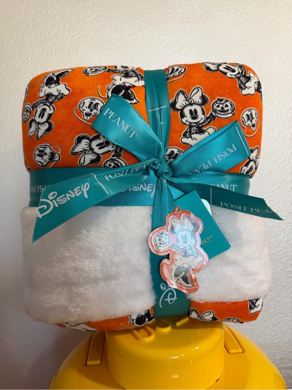 Posh Peanut x Disney Minnie Halloween Luxe Plush Patoo